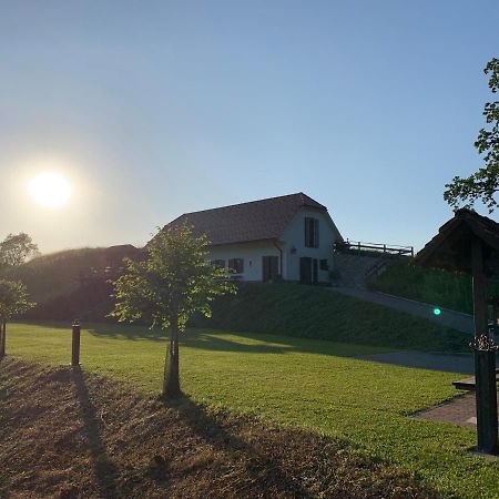 Tourist Farm Artisek Villa Store Ngoại thất bức ảnh
